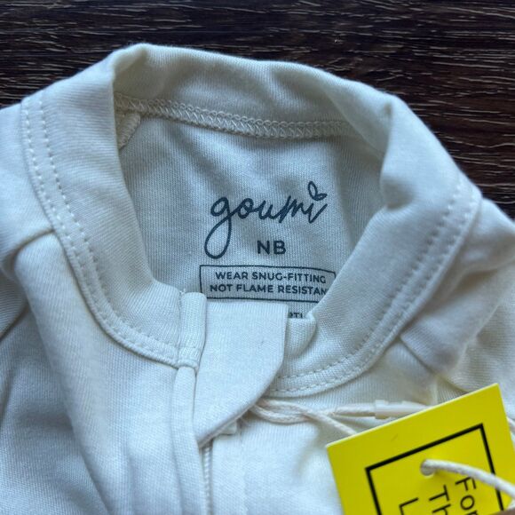 NWT Goumi Kids Cloud Baby Footie SZ NB Newborn Bamboo White Zippy Sleeper - Picture 3 of 3